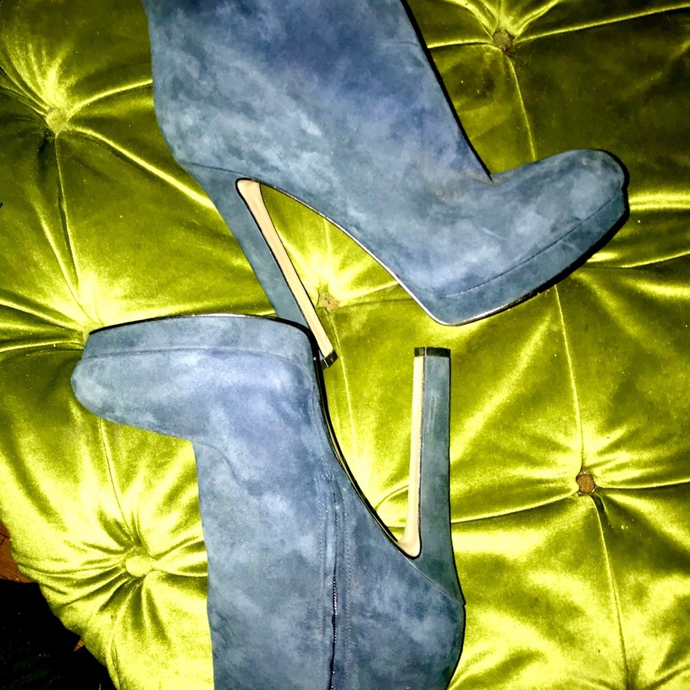 Nine West suede booties